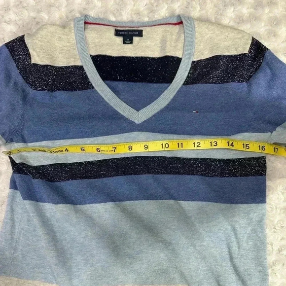 Tommy Hilfiger Women’s Striped Blue V-neck Sweater - Picture 10 of 11